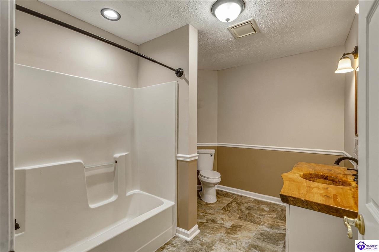 175 Waterview Lane Property Photo 16