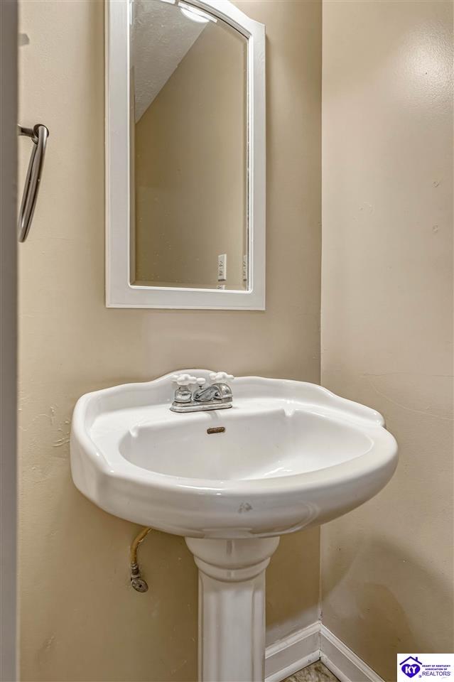 175 Waterview Lane Property Photo 25