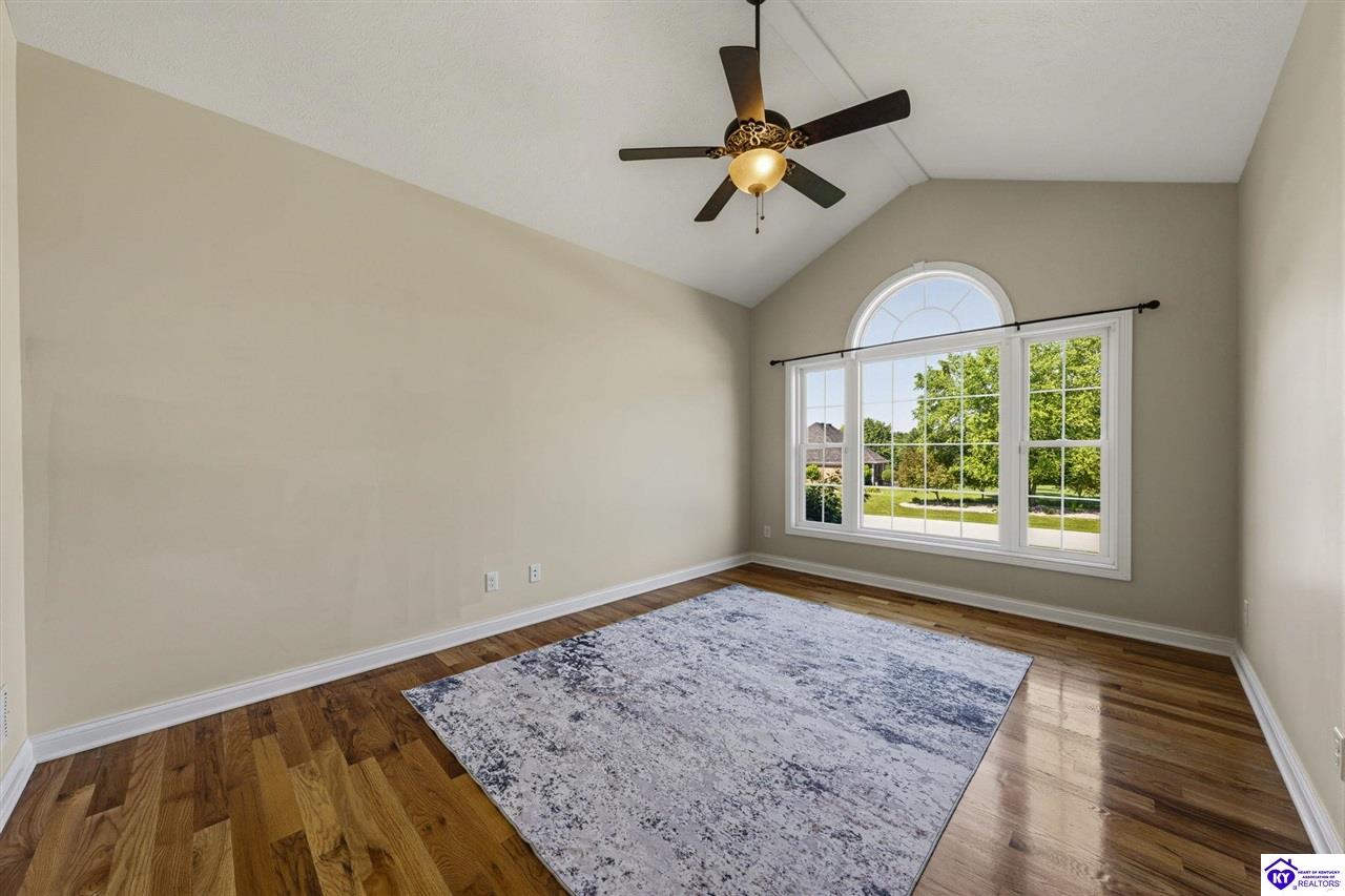 578 Deer Run Way Property Photo 6