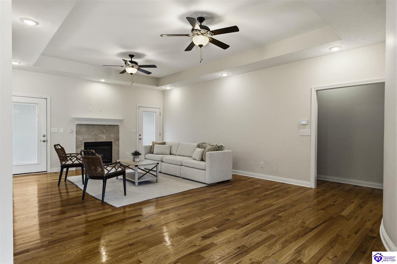 578 Deer Run Way Property Photo 12