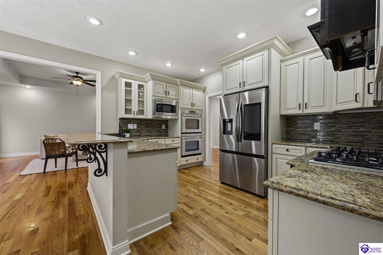 578 Deer Run Way Property Photo 15