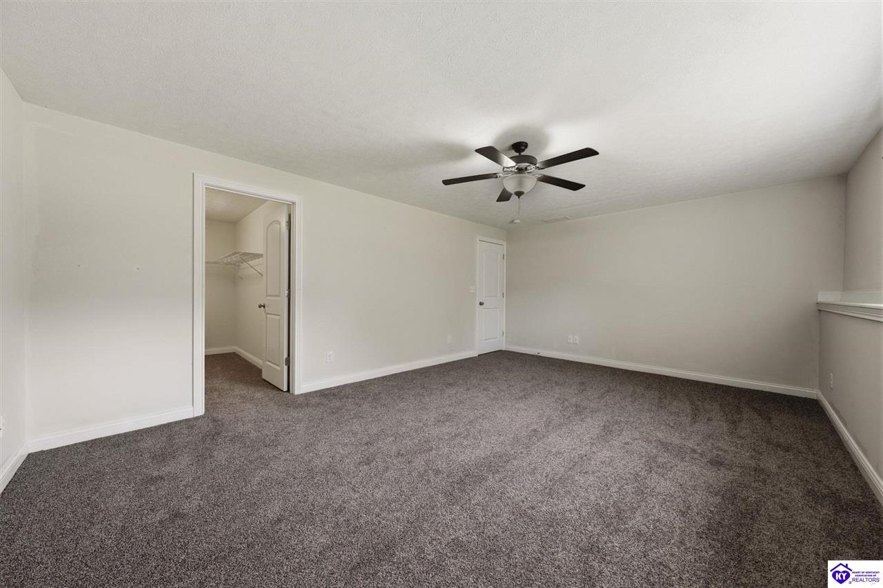 578 Deer Run Way Property Photo 31