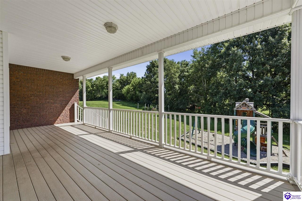 578 Deer Run Way Property Photo 35