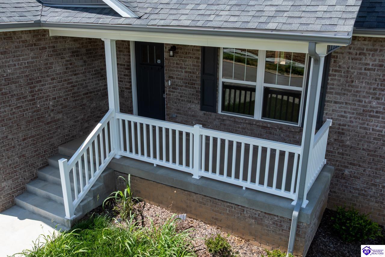 148 Wooded Glen Road Property Photo 2