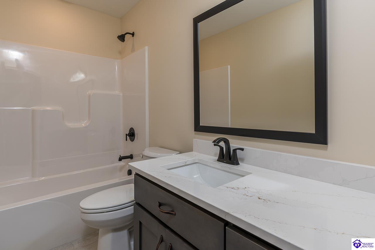 148 Wooded Glen Road Property Photo 10