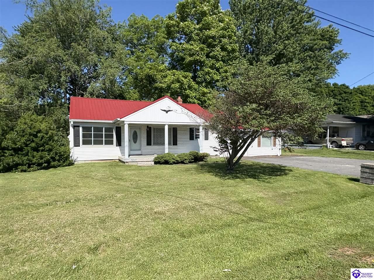 8215 N Dixie Highway Property Photo 2