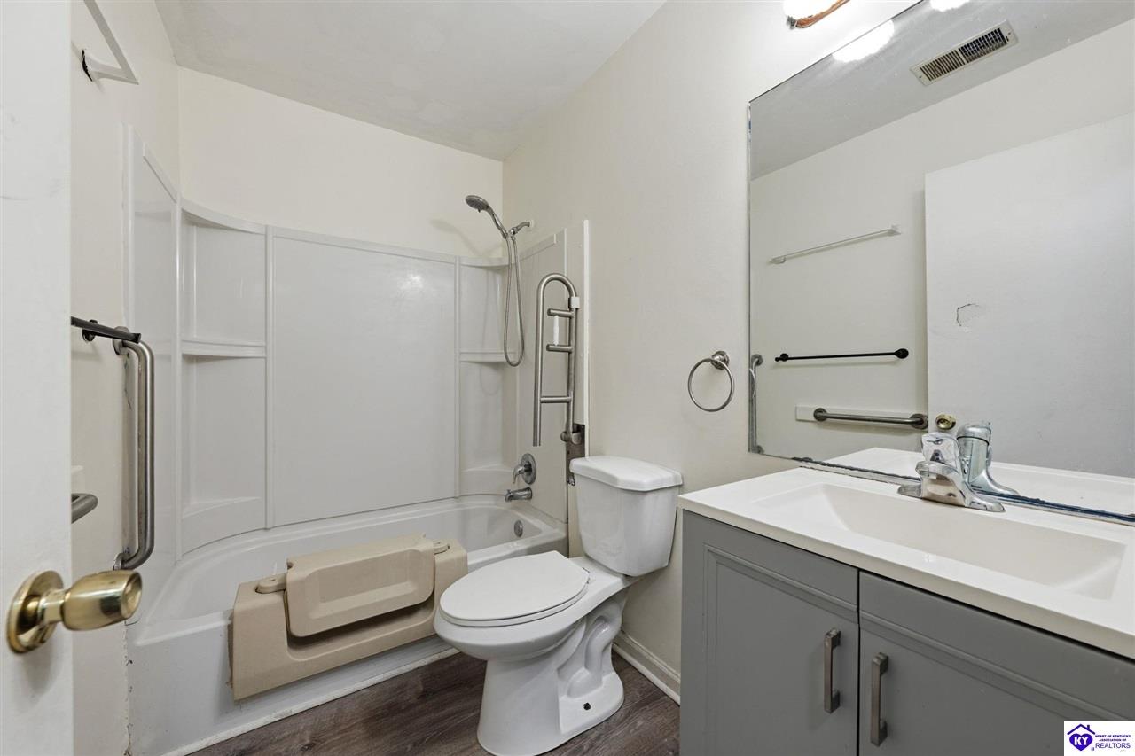 918 Austin Drive Property Photo 16