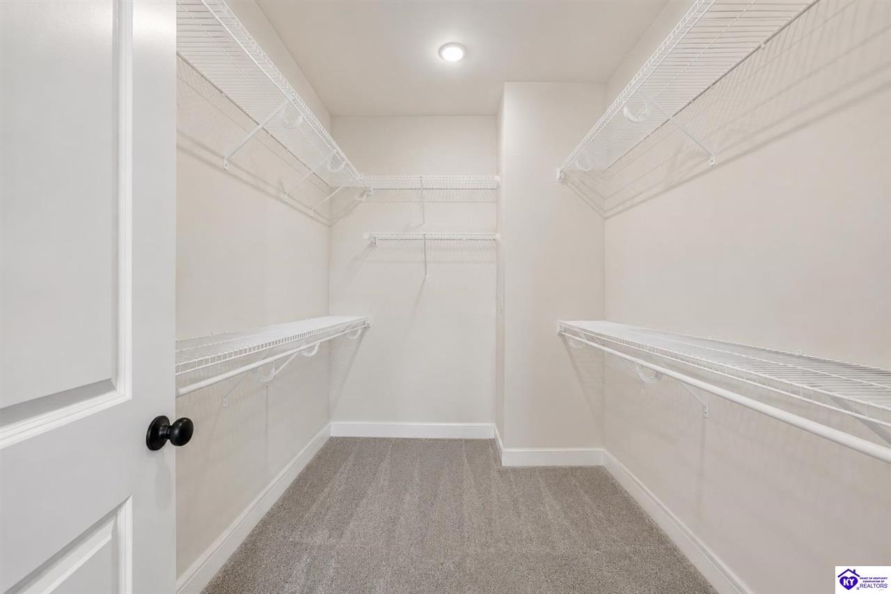 305 Ashwood Avenue Property Photo 15