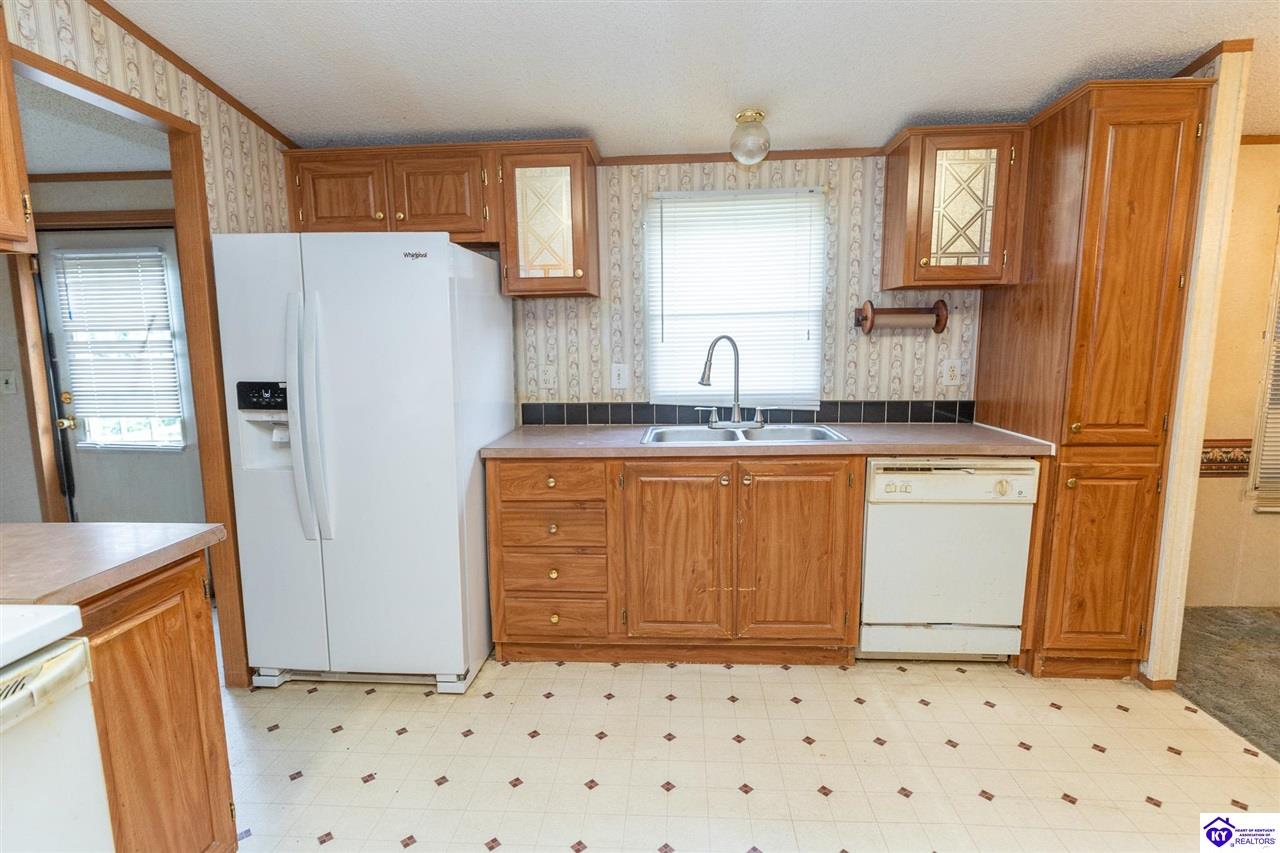 218 Blackburn Road Property Photo 11