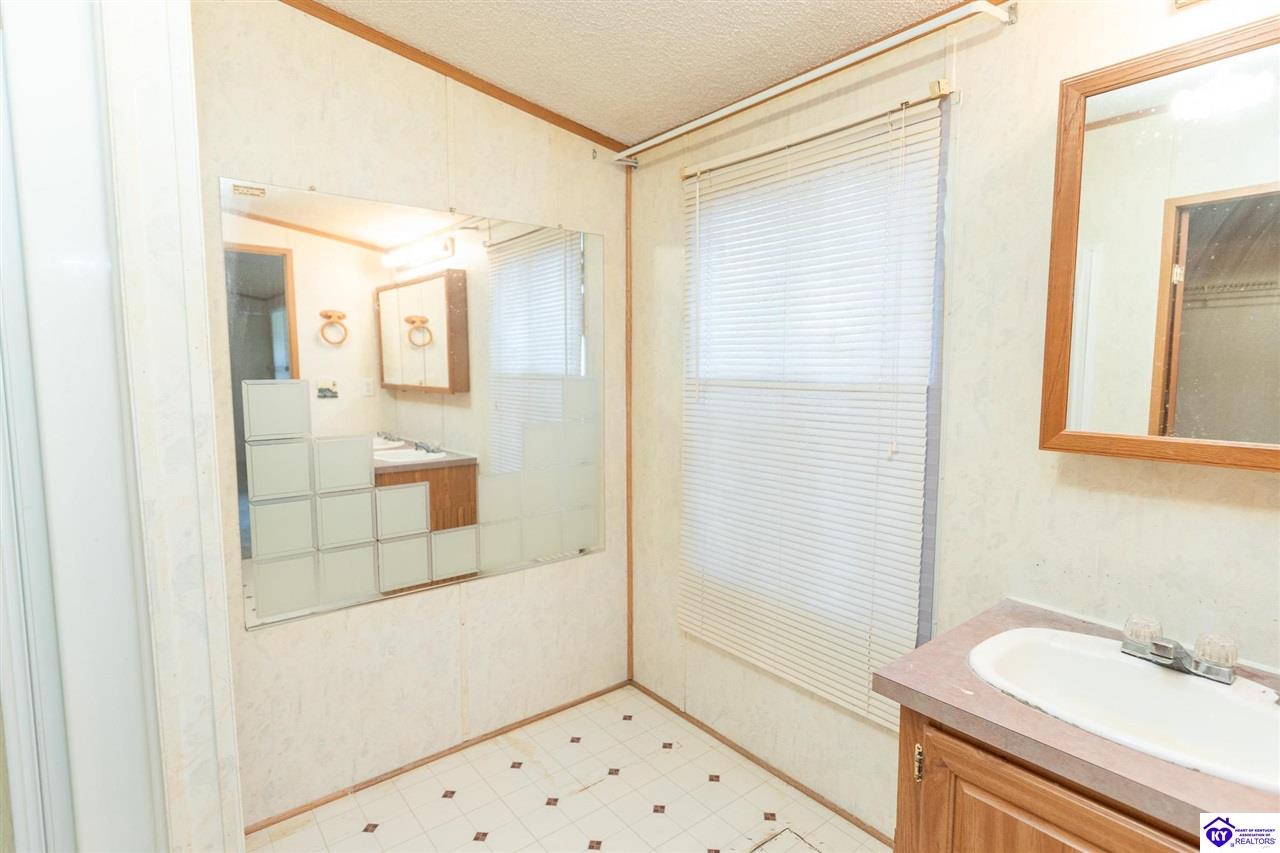 218 Blackburn Road Property Photo 18