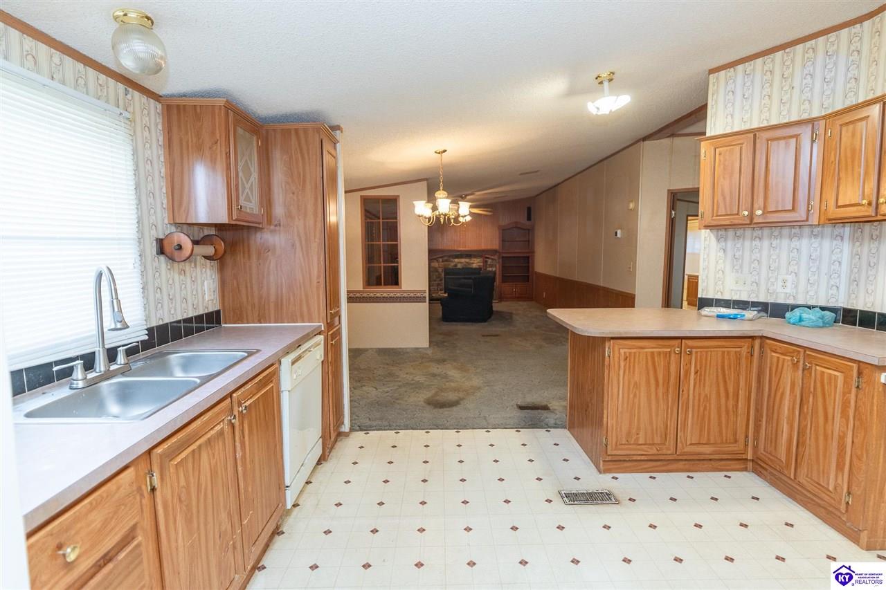 218 Blackburn Road Property Photo 22