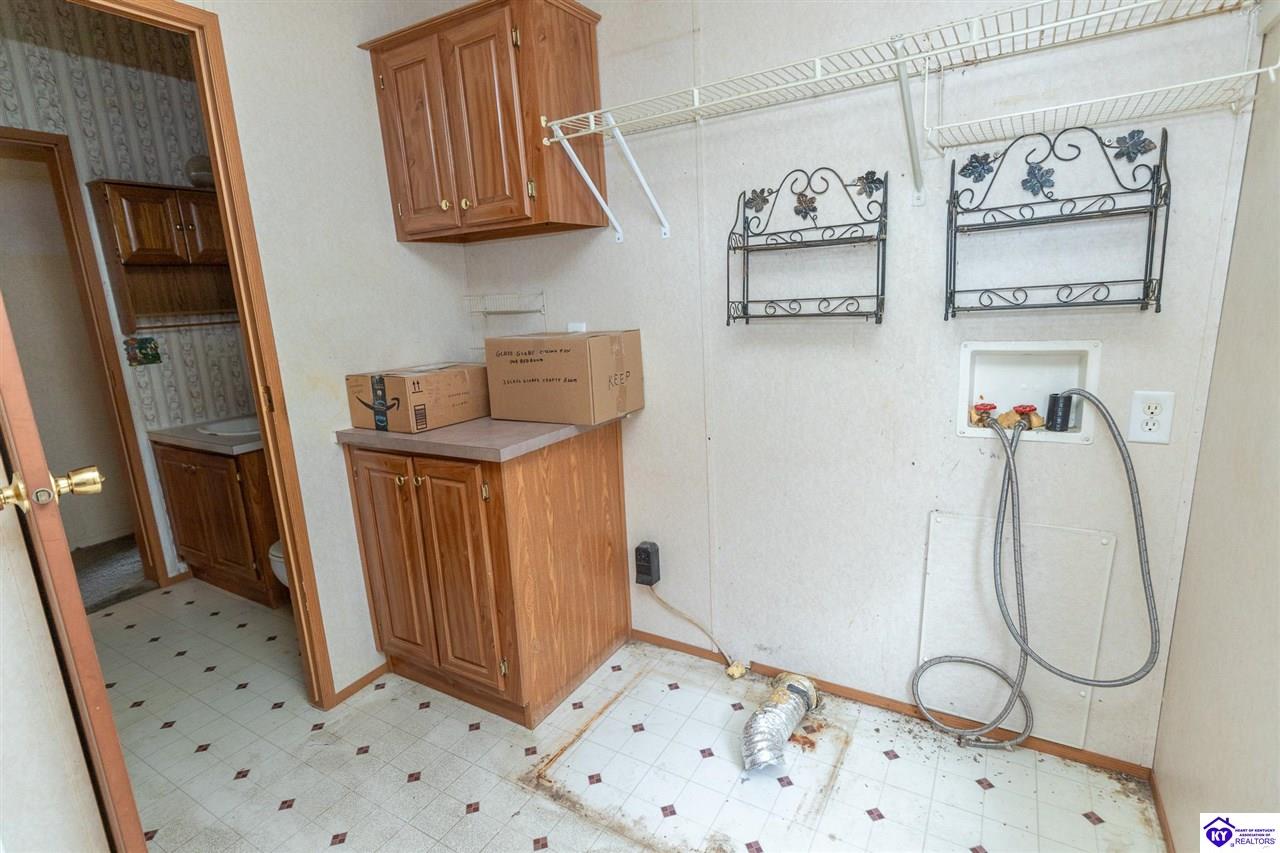 218 Blackburn Road Property Photo 27