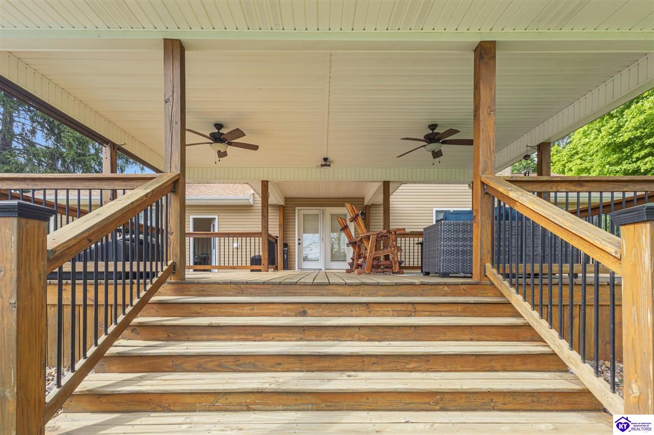200 Carey Lane Property Photo 29
