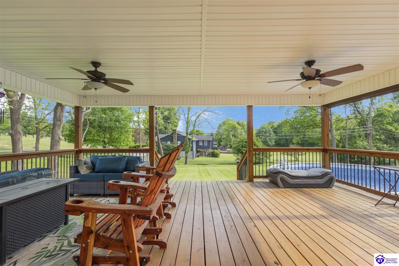 200 Carey Lane Property Photo 30