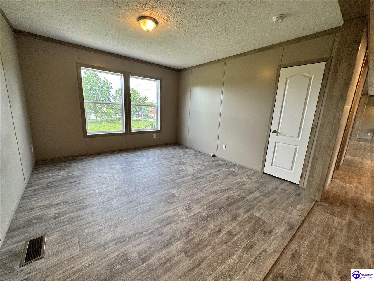 115 Maple Street Property Photo 27