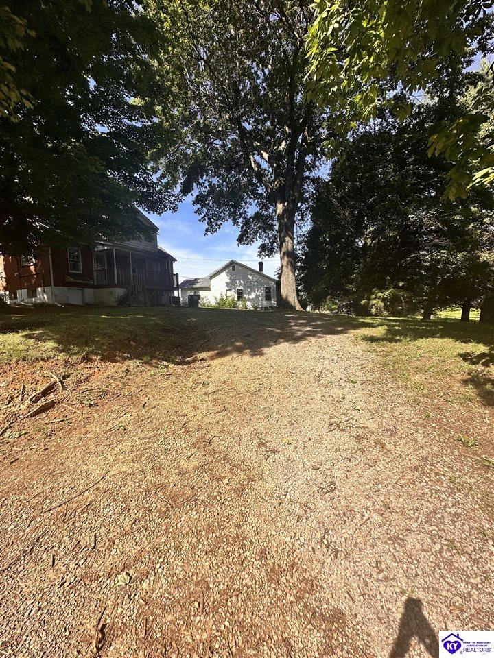 301 E Main Street Property Photo 23