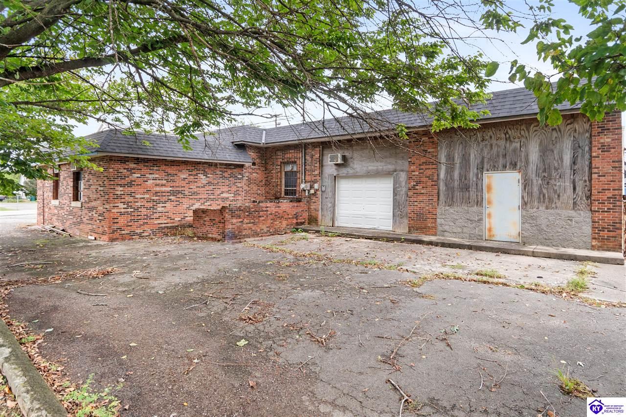 331 Main Street Property Photo 6