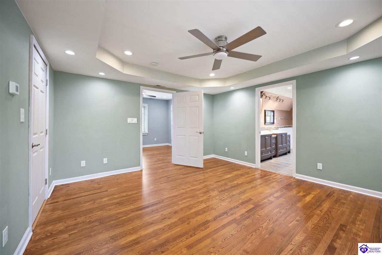 4529 Meridale Avenue Property Photo 45
