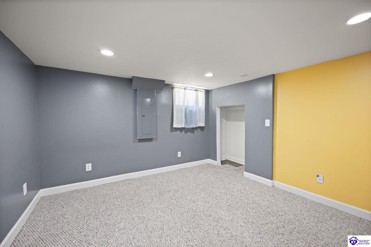 4529 Meridale Avenue Property Photo 63