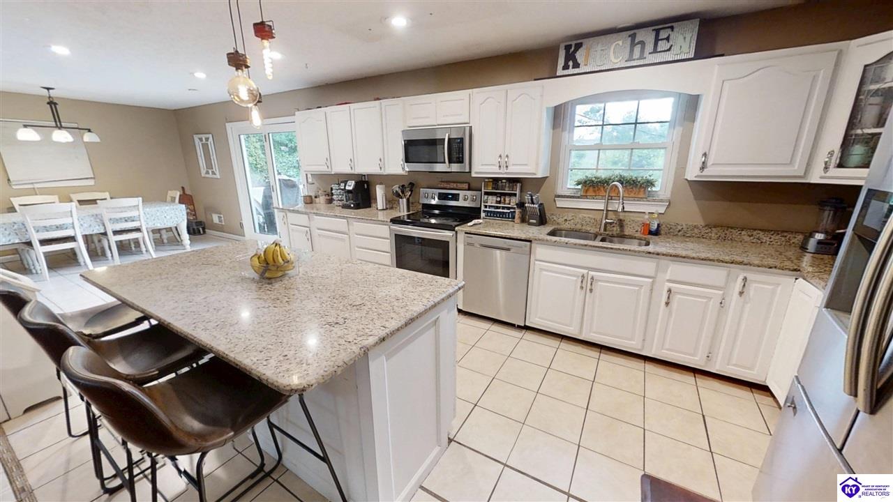 205 Routt Drive Property Photo 6