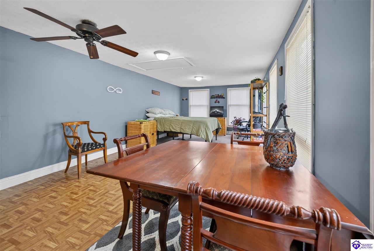 113 Carter Lane Property Photo 32