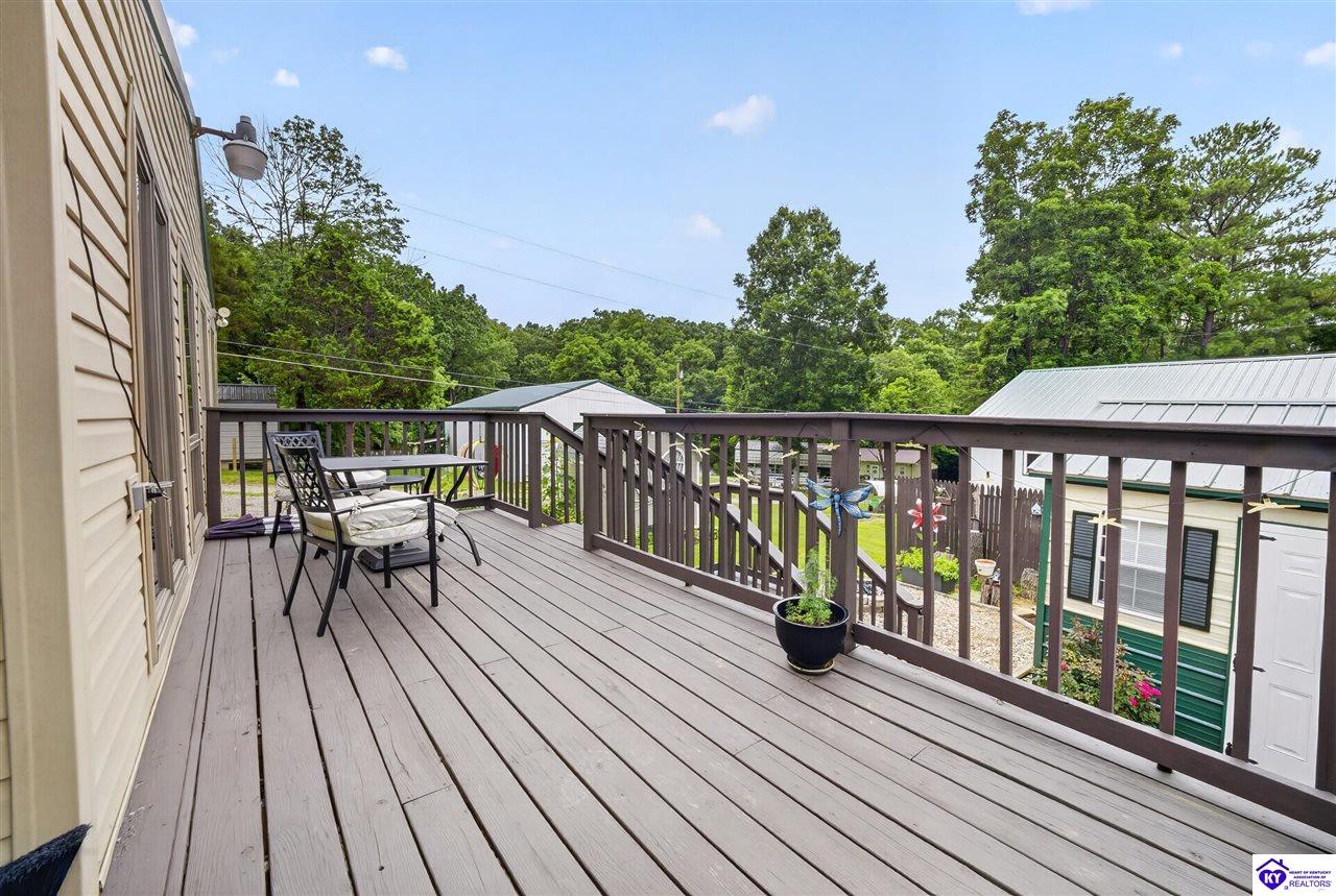 113 Carter Lane Property Photo 33