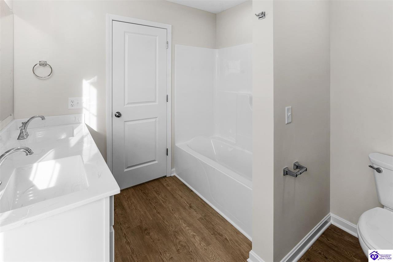 188 Molly Way Property Photo 37