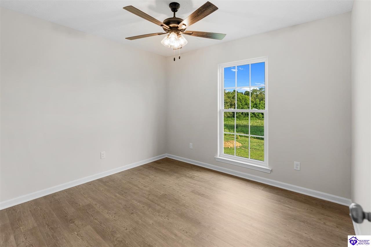 188 Molly Way Property Photo 43