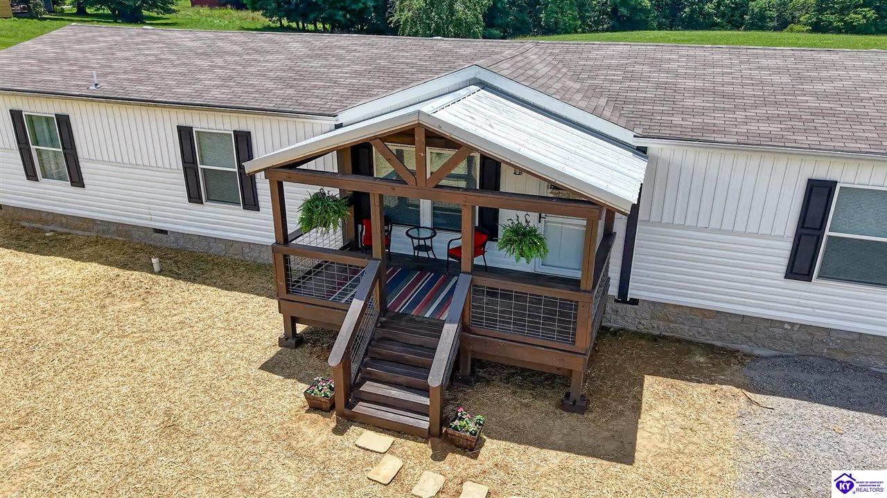 195 Chaney Pike Property Photo 4