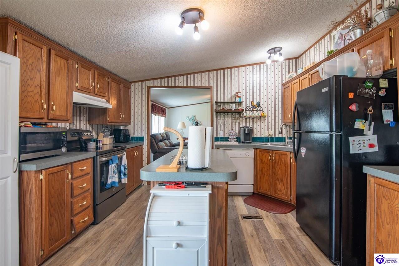 85 Needham Road Property Photo 77