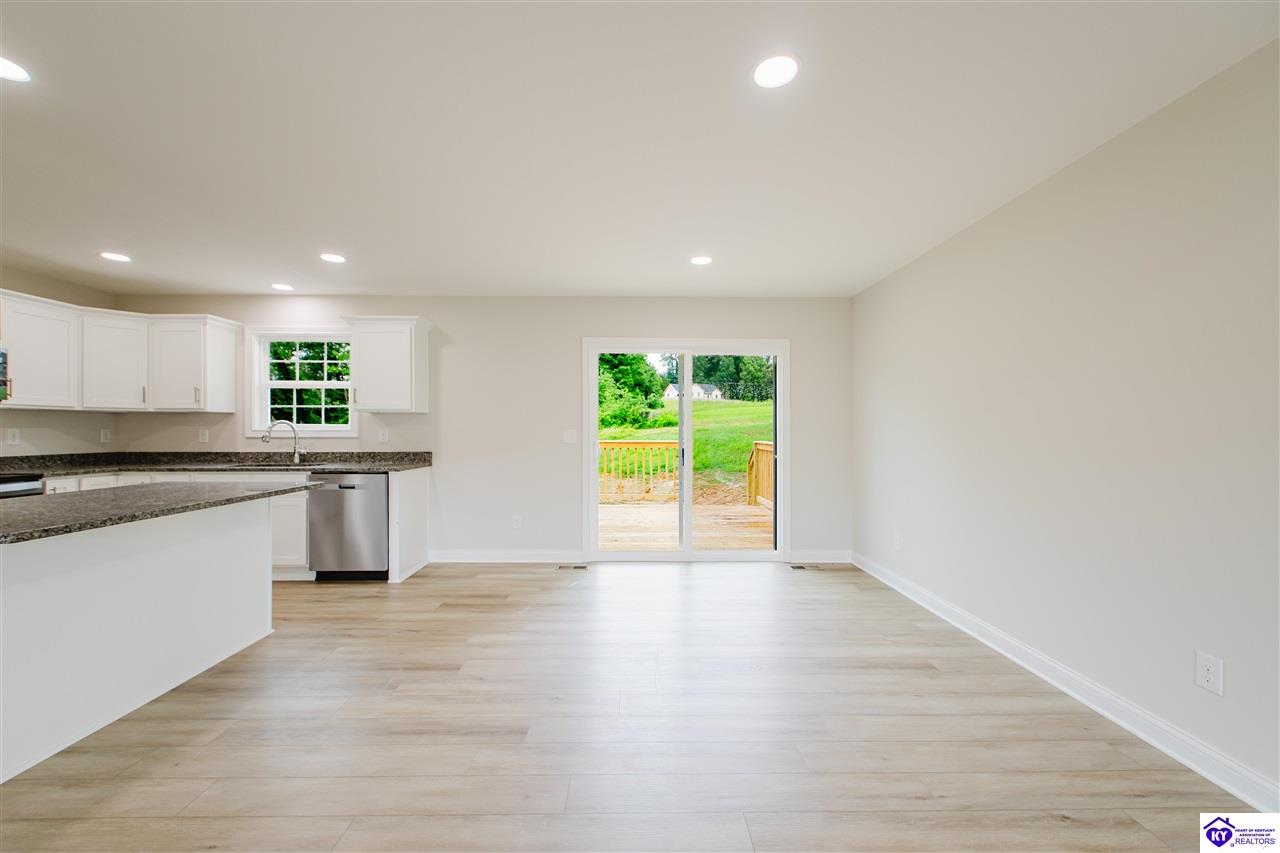 183 Edgar Boulevard Property Photo 7