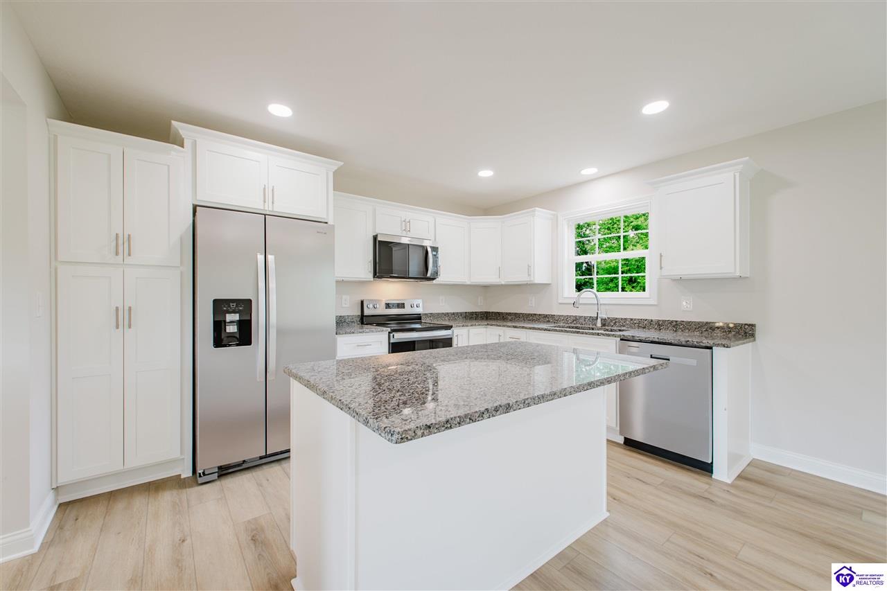 183 Edgar Boulevard Property Photo 8