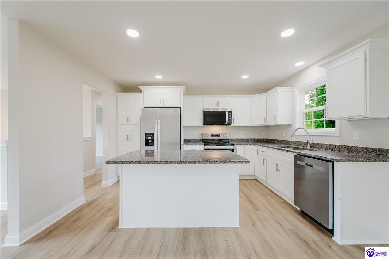 183 Edgar Boulevard Property Photo 9