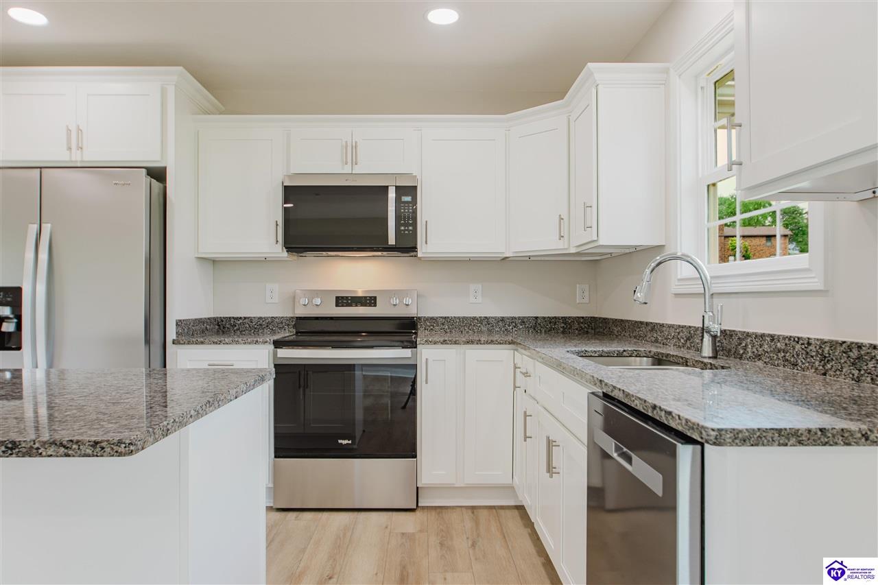 183 Edgar Boulevard Property Photo 11