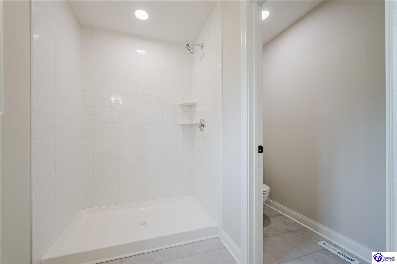 183 Edgar Boulevard Property Photo 27