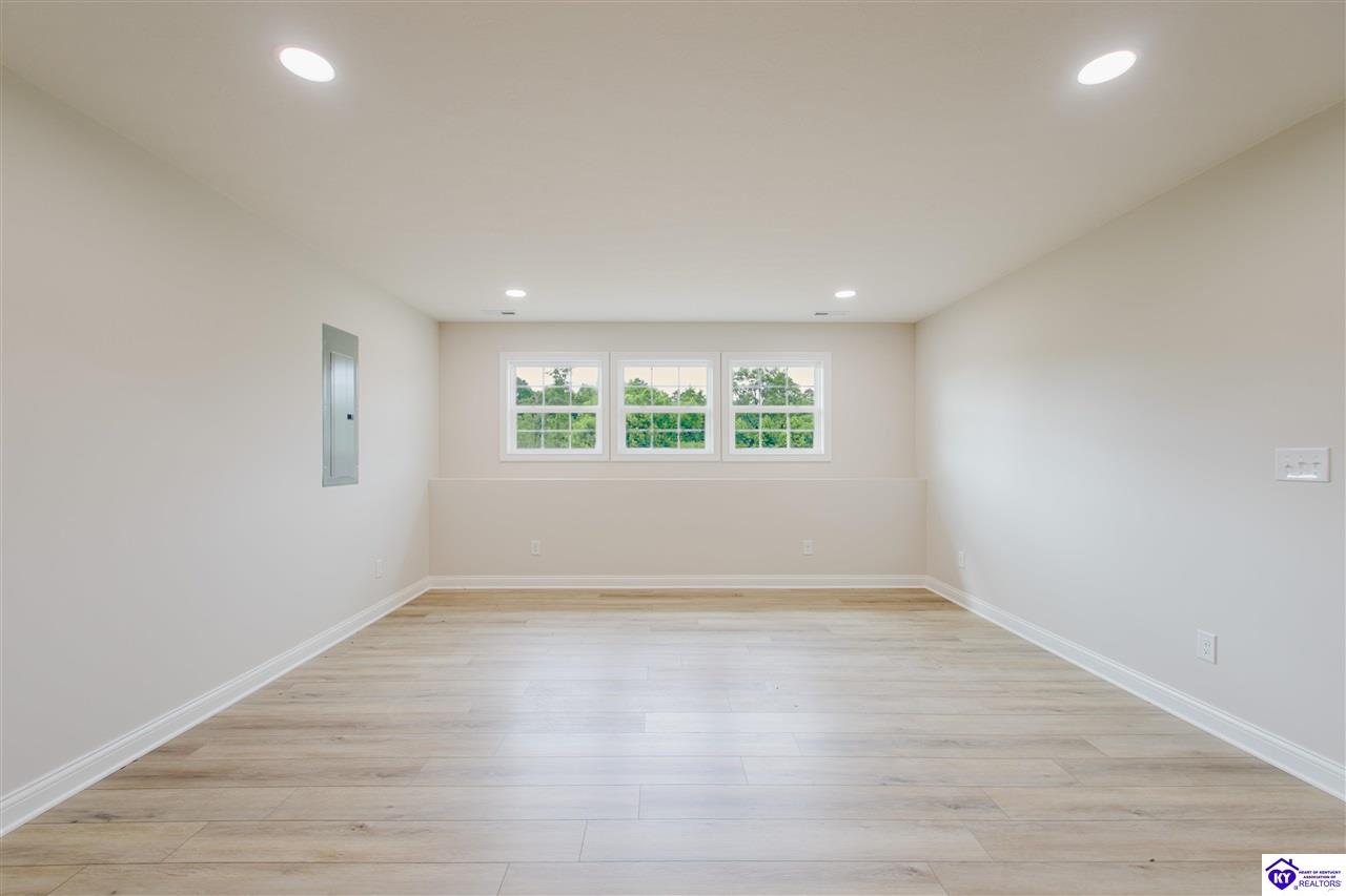 183 Edgar Boulevard Property Photo 33