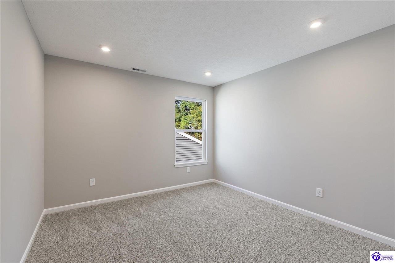 68 Hearthstone Lane Property Photo 25