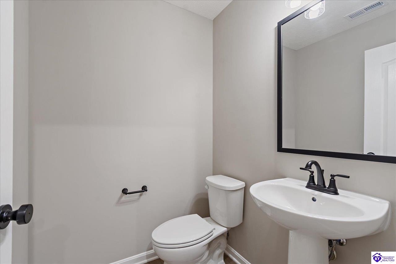 68 Hearthstone Lane Property Photo 27