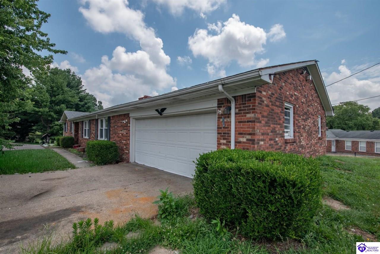 719 Bon Aire Drive Property Photo 8