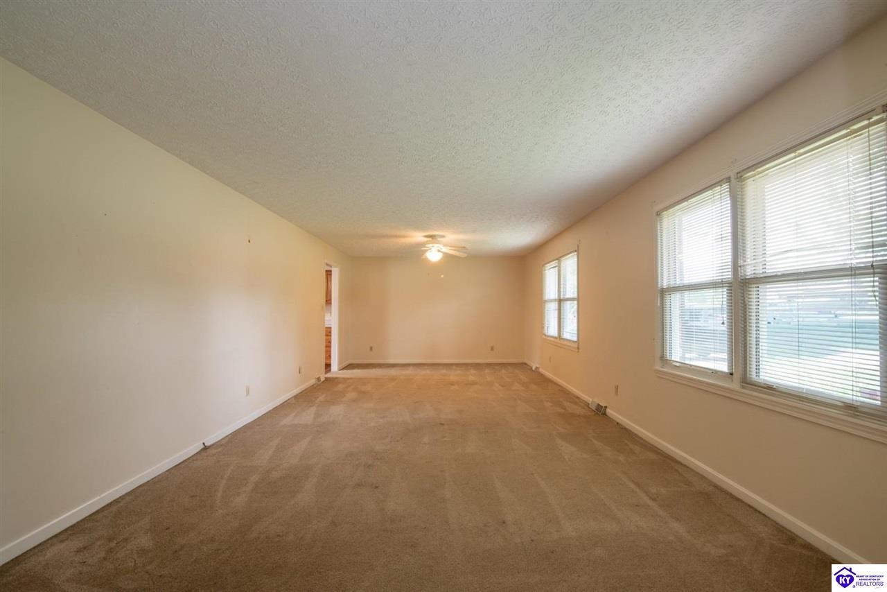 719 Bon Aire Drive Property Photo 15