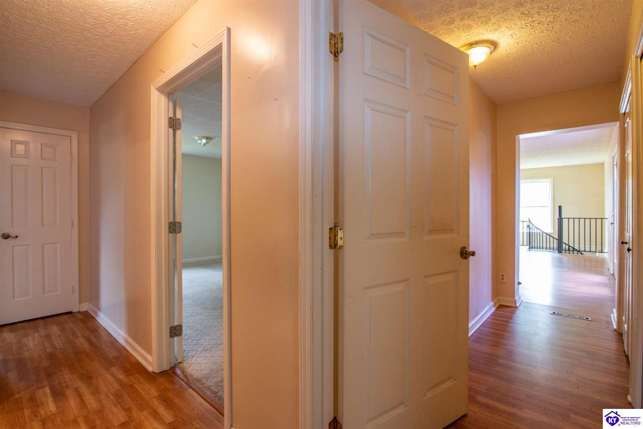 719 Bon Aire Drive Property Photo 25