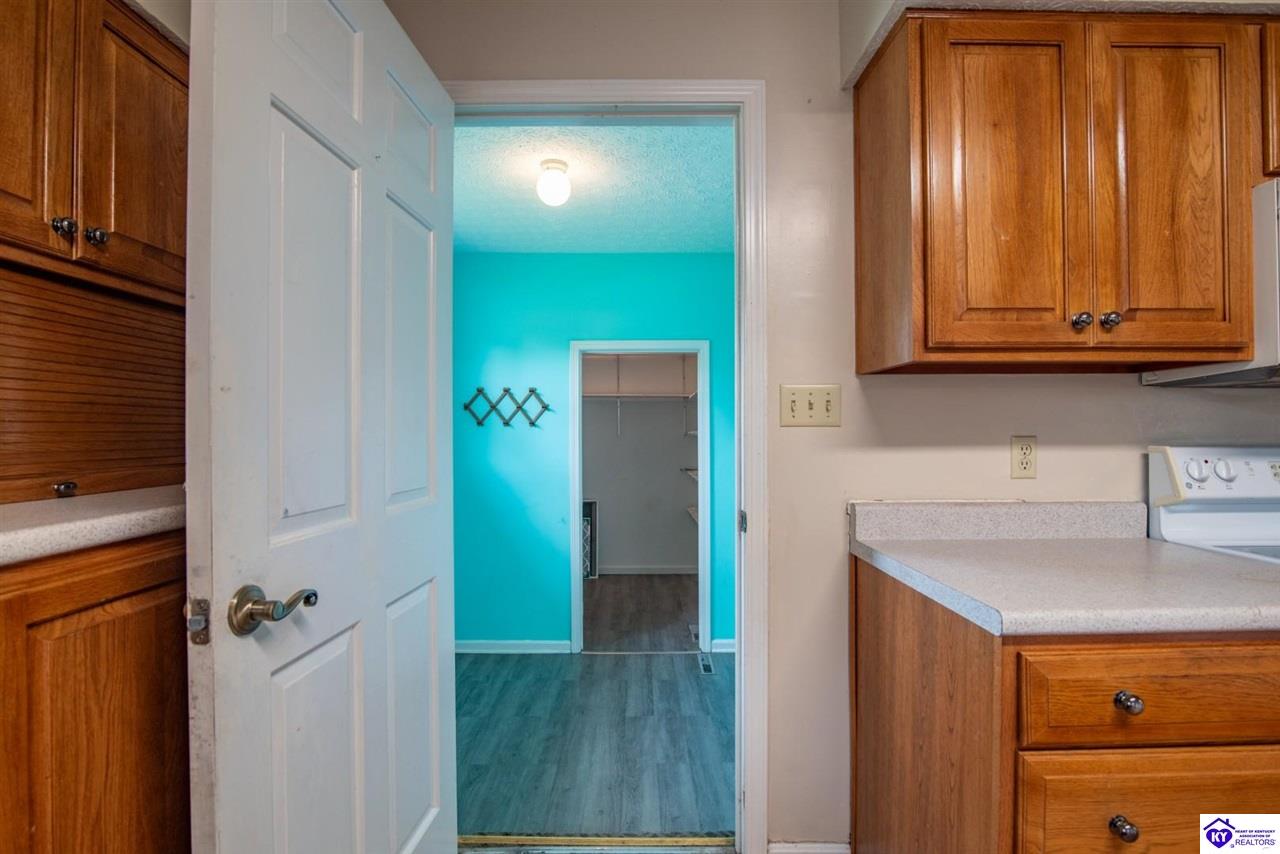 719 Bon Aire Drive Property Photo 32