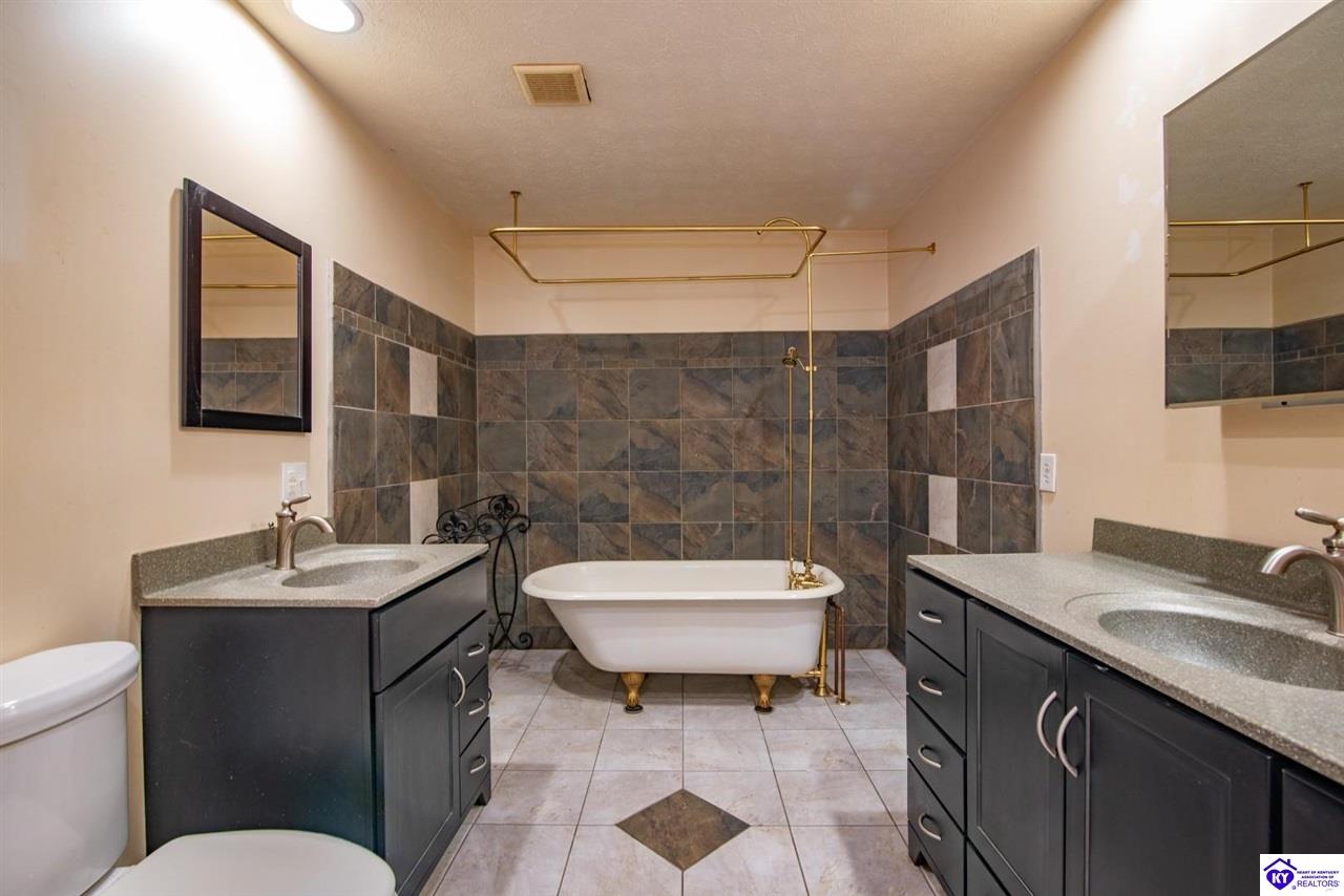 719 Bon Aire Drive Property Photo 43