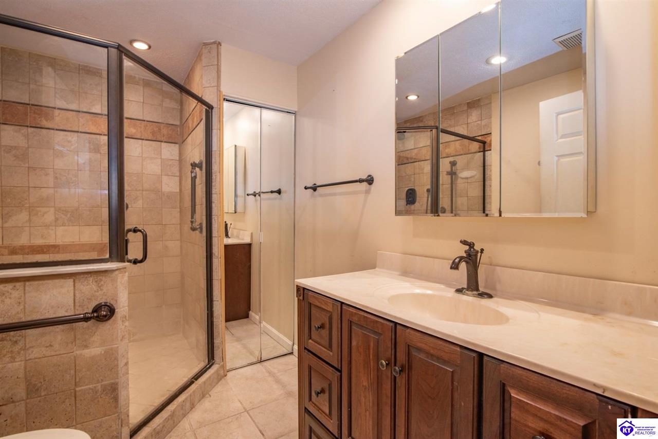 719 Bon Aire Drive Property Photo 47