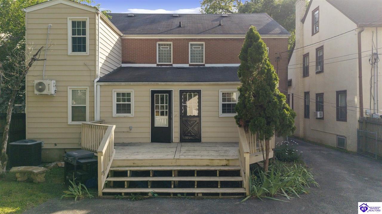 405 Macon Avenue Property Photo 6