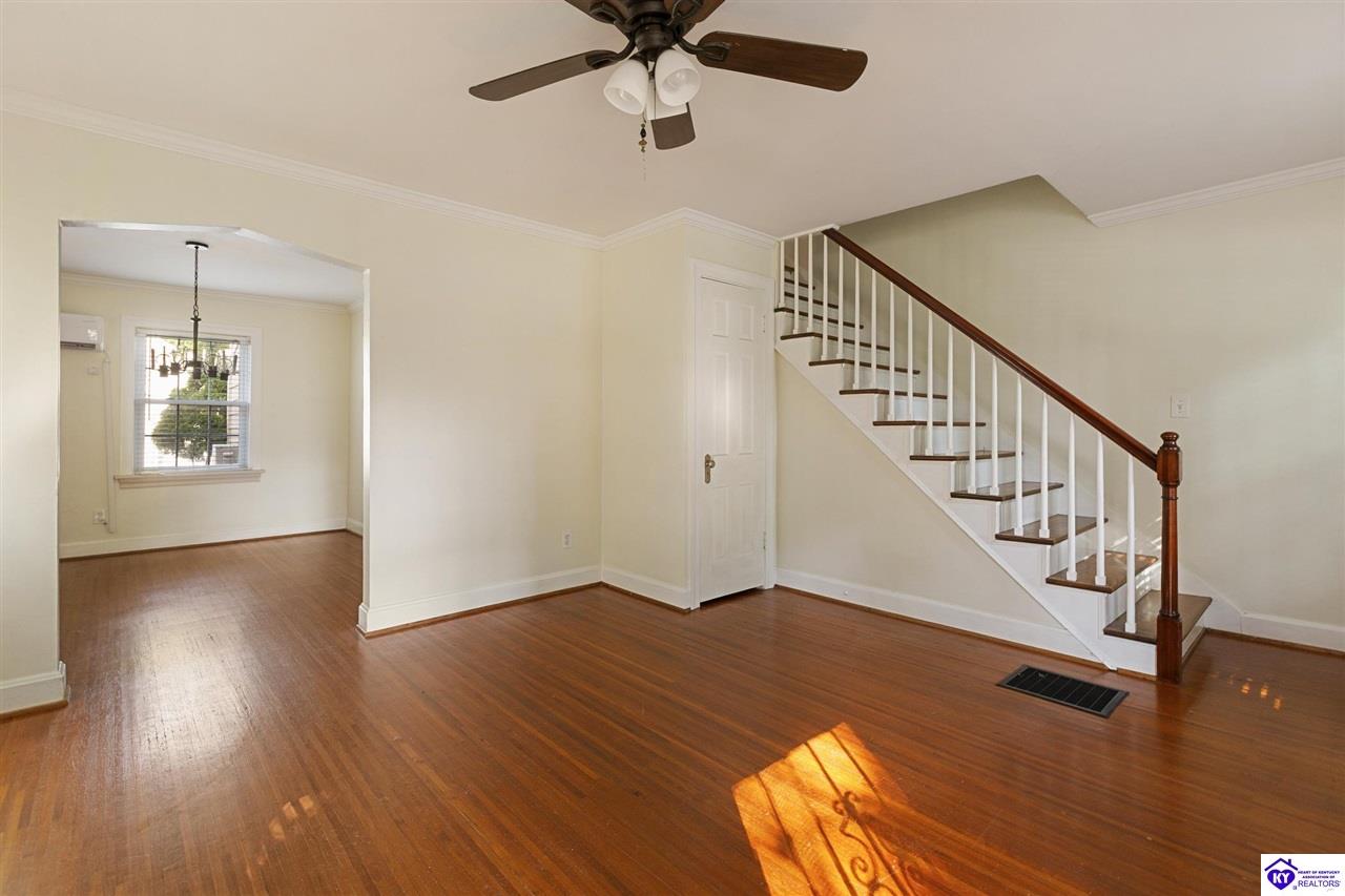 405 Macon Avenue Property Photo 9