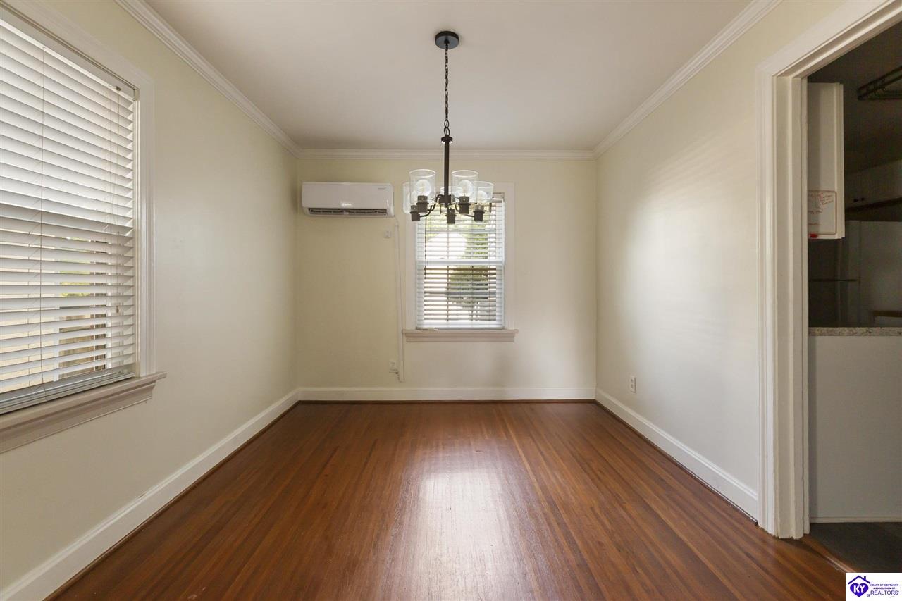 405 Macon Avenue Property Photo 13