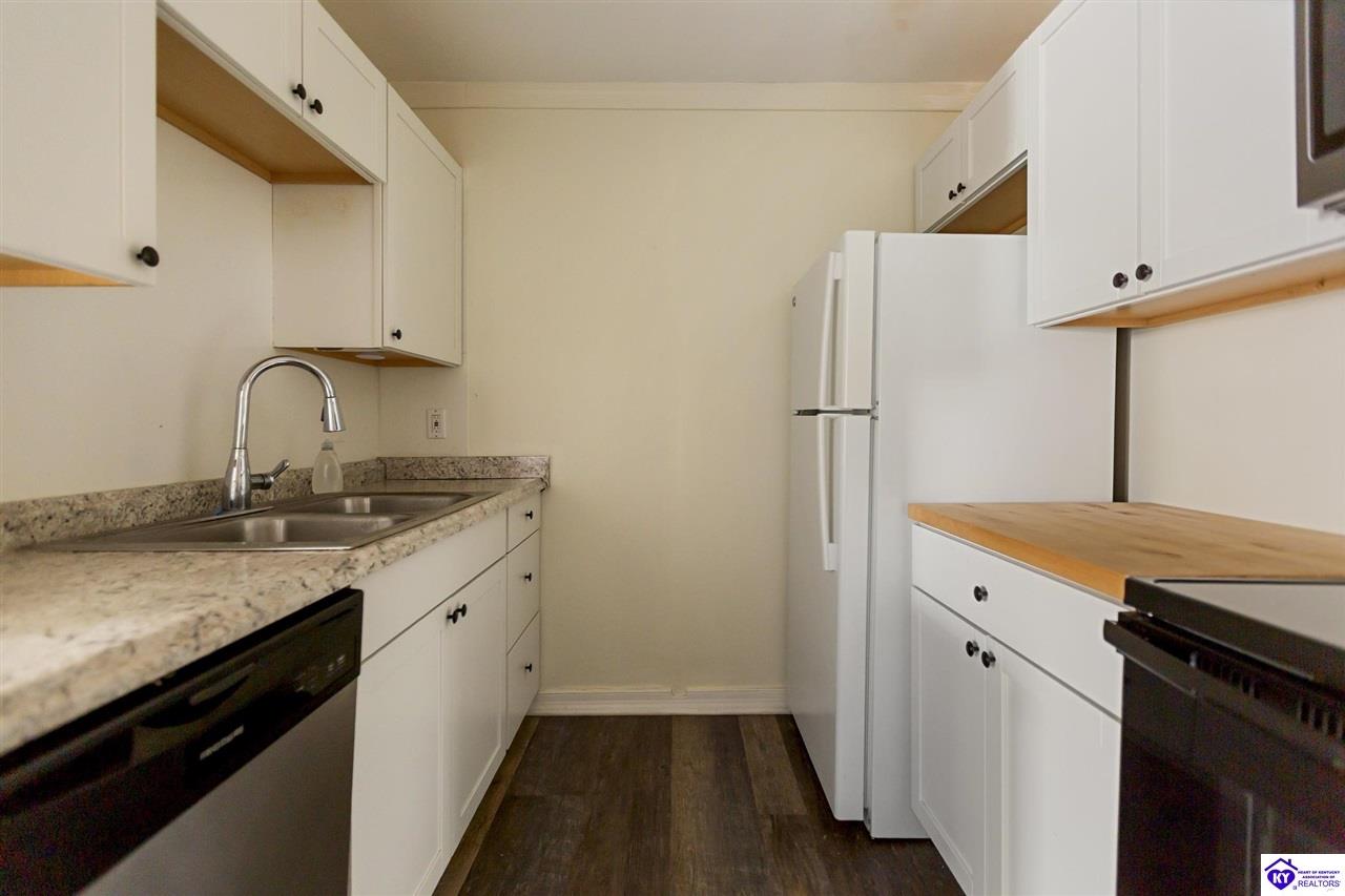 405 Macon Avenue Property Photo 15
