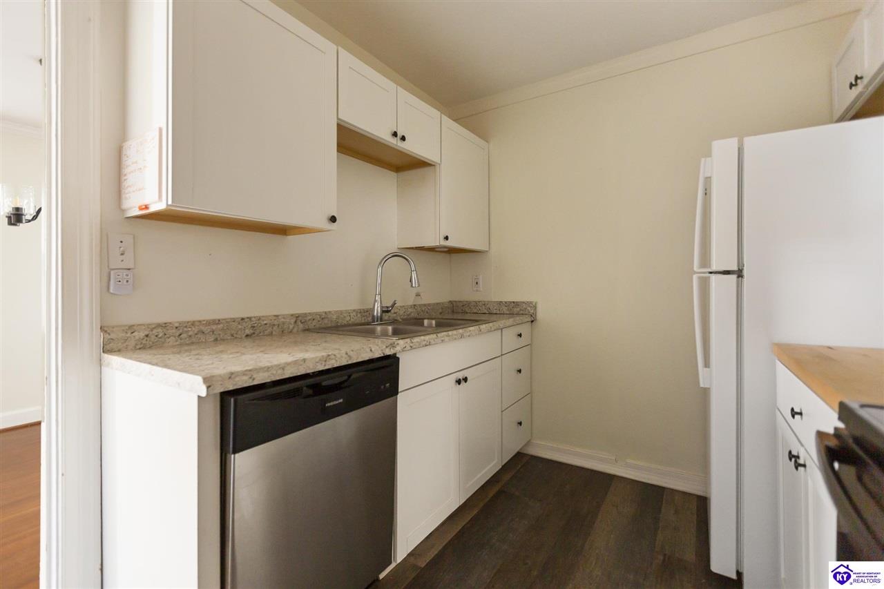 405 Macon Avenue Property Photo 16