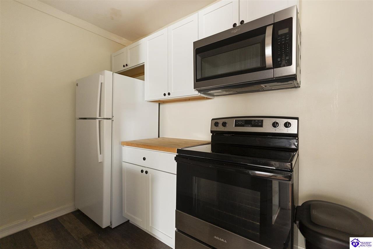 405 Macon Avenue Property Photo 17